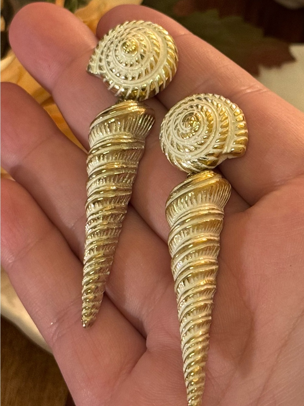 Gold Spiral Shell Drop Vintage Earrings - Picture 5 of 16